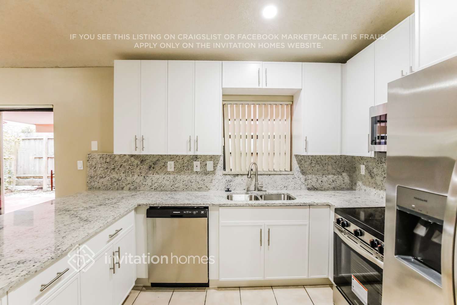 Building Photo - 8021 SW 136th Ct