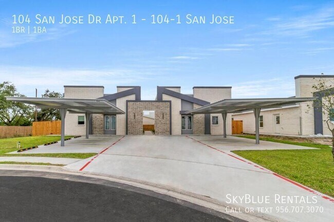 Primary Photo - 104 San Jose Dr