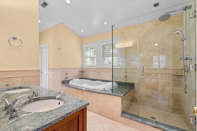 Building Photo - 3 Bed 3 Bath - Kensington Craftsman - Move In Ready
