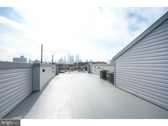 Building Photo - 1629 Swain St