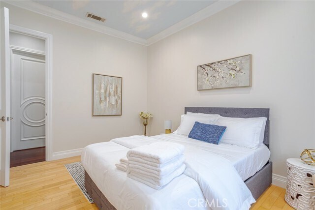 Building Photo - 12945 Calvert St