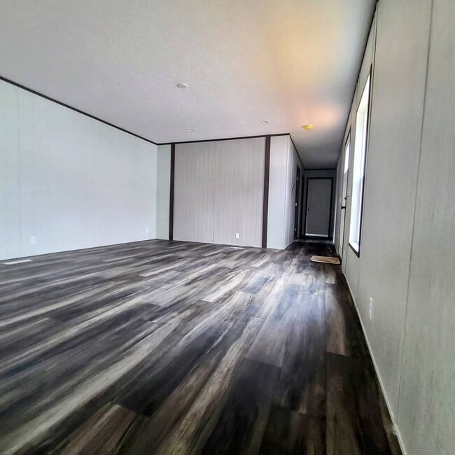 Building Photo - 94 Harvest Cir