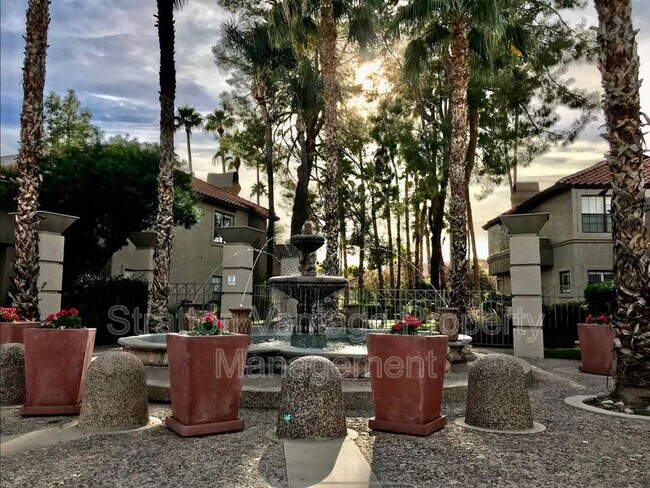 Building Photo - 10015 E Mountain View Rd