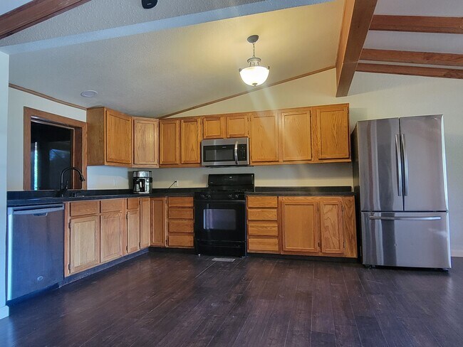 Building Photo - 7697 MO-176