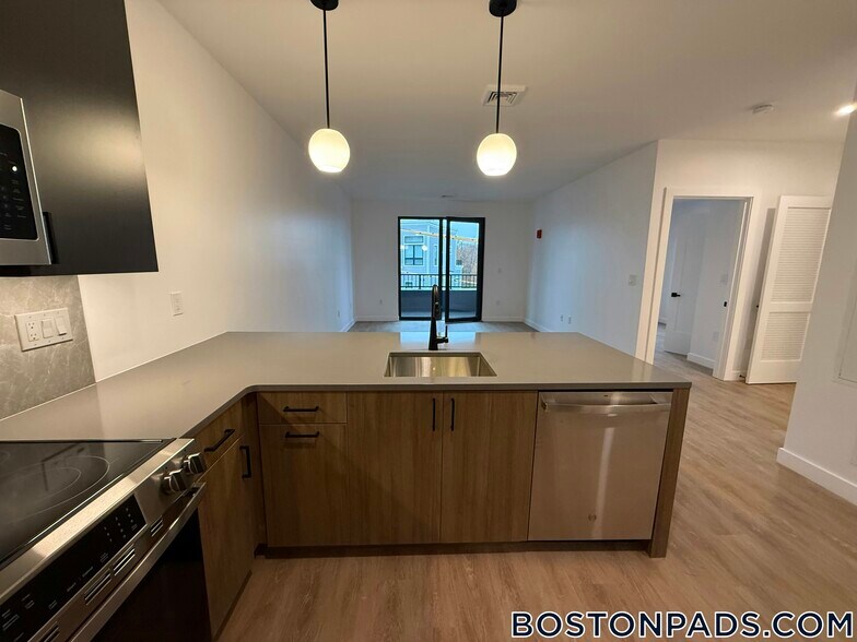 Building Photo - 199 Gardner St