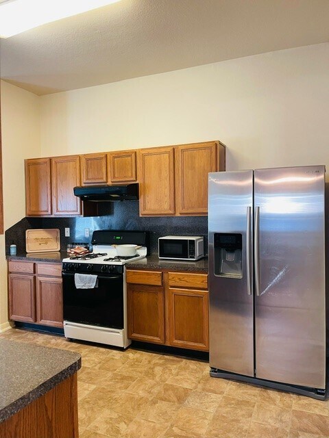 Building Photo - 21470 Olympic Forest Dr