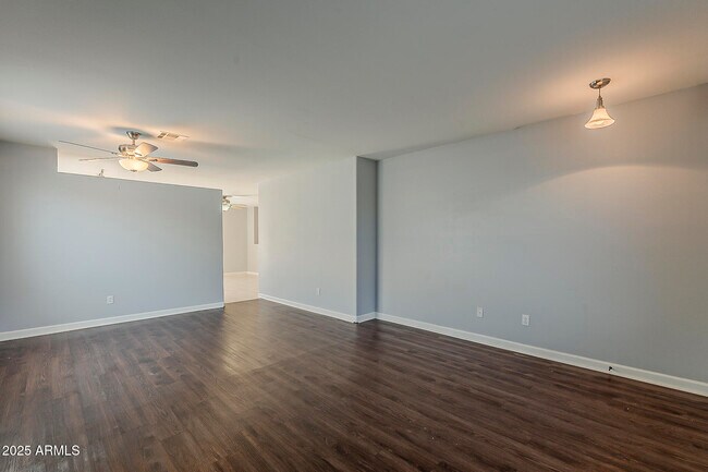 Building Photo - 3029 W Matthew Dr