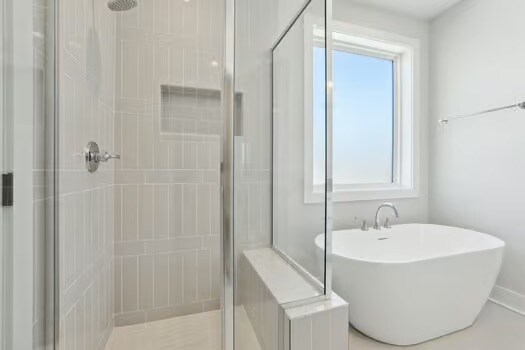 Building Photo - 107 E 9th St