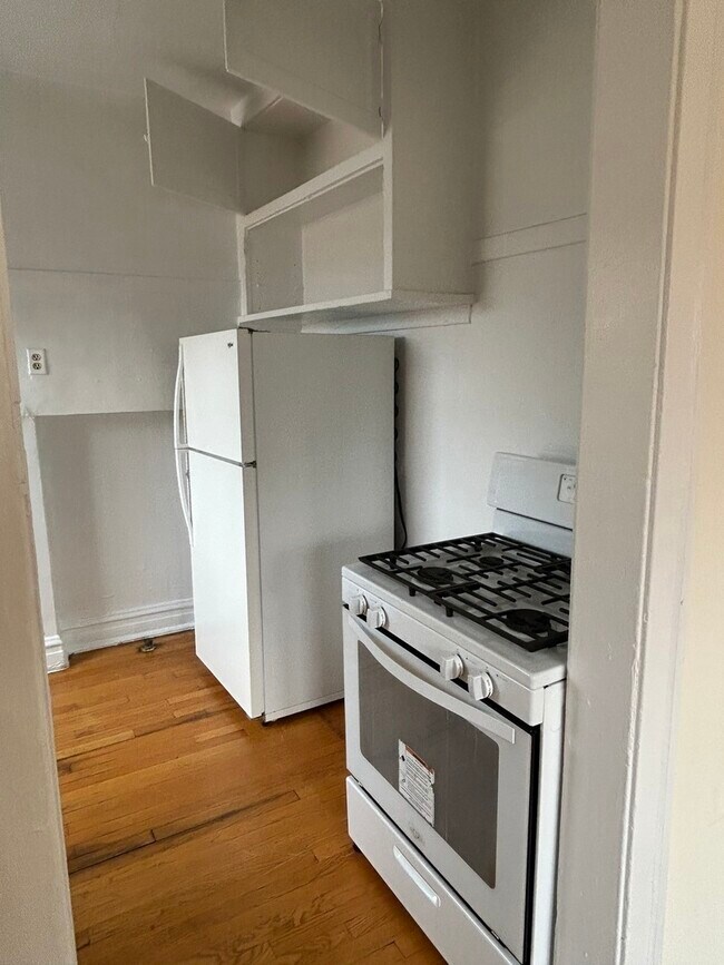 Building Photo - 4957 N Whipple St