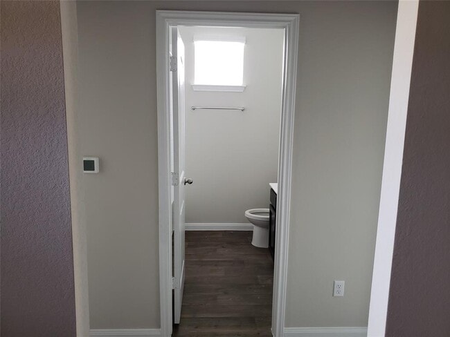 Building Photo - 118 Lullaby Dr