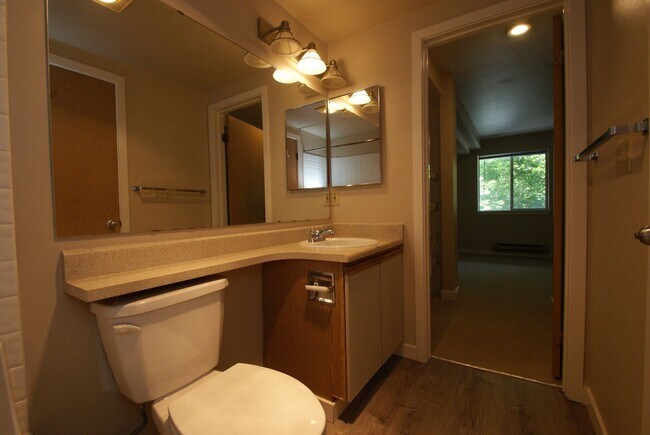 Building Photo - 3230 SW Avalon Way