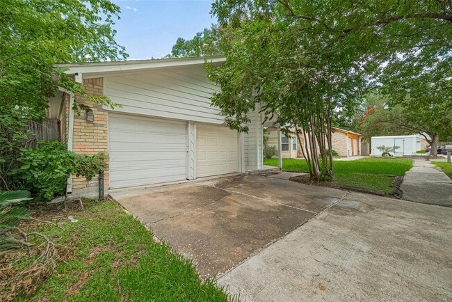 Building Photo - 2907 Waypark Dr