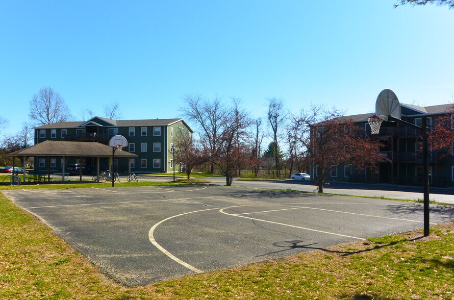 Building Photo - 3230 E John Hinkle Pl