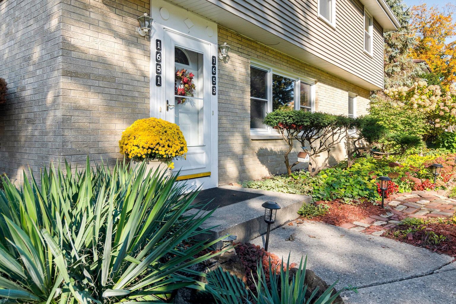 Entrance - 1651 N 116th St