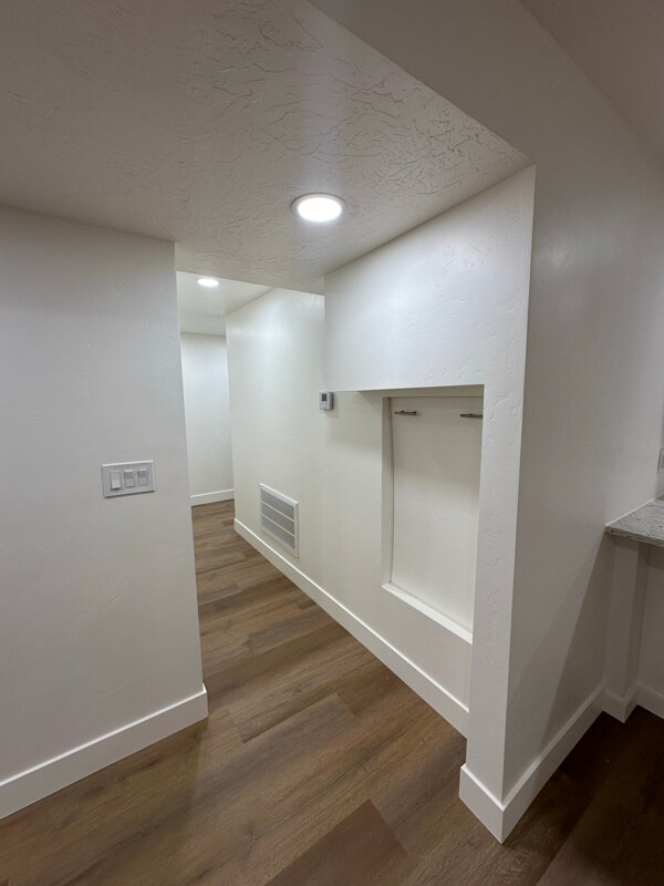 Building Photo - 1231 W 400 S