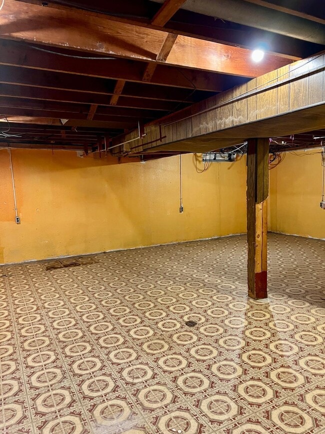 Building Photo - 3514 Spruce St