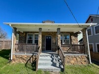 Building Photo - Charming 3BD/1BA Home In Unbeatable Location