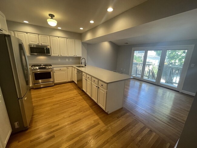 Building Photo - 3521 S Street NW