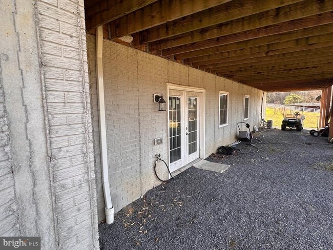 Building Photo - 22 Silverhill Ln