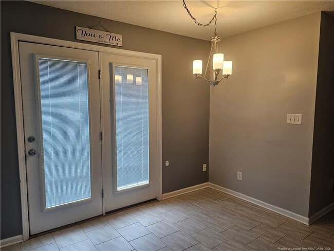 Building Photo - 5708 Spreading Branch Rd