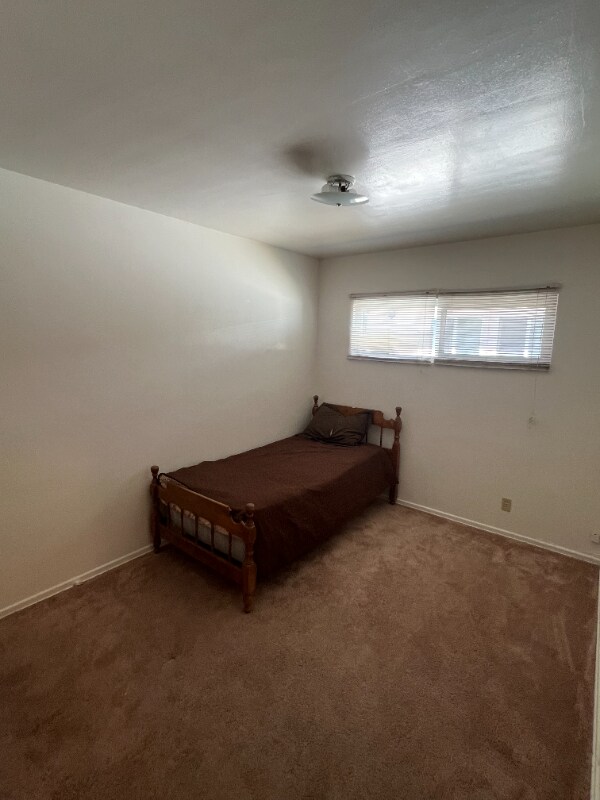 Building Photo - 44820 Spearman Ave