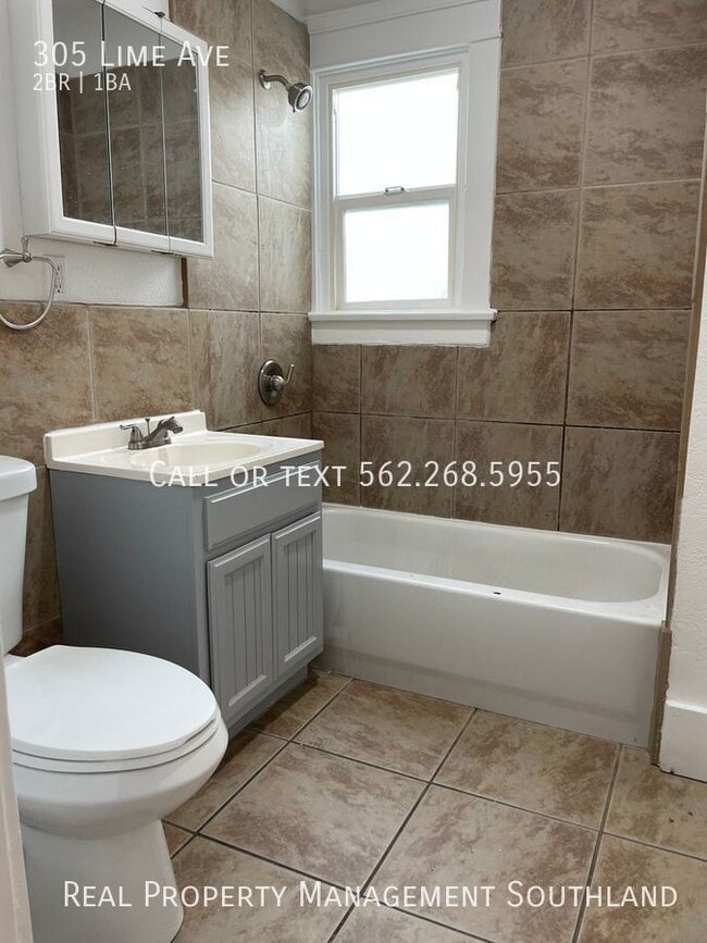 Building Photo - 305 Lime Ave