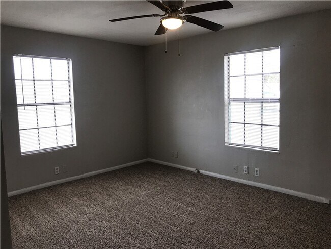 Building Photo - 5217 Williams Dr