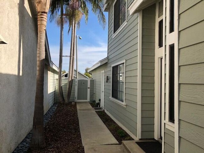 Building Photo - Lovely Carlsbad Home in the Gated Community of Harbor Point