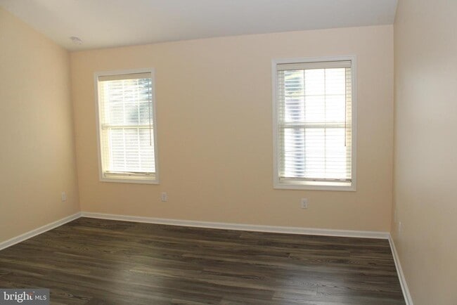 Building Photo - 775 DRIVE