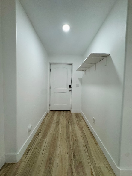 Building Photo - 952 S 1350 E