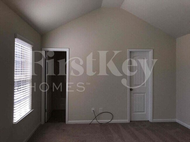Building Photo - 948 Spanish Moss Tr