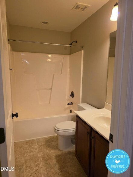 Building Photo - 210 Leighann Ridge Ln