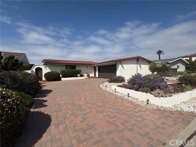 Building Photo - 3005 La Ventana