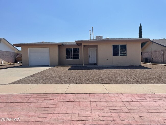Primary Photo - 1716 Dean Martin Dr