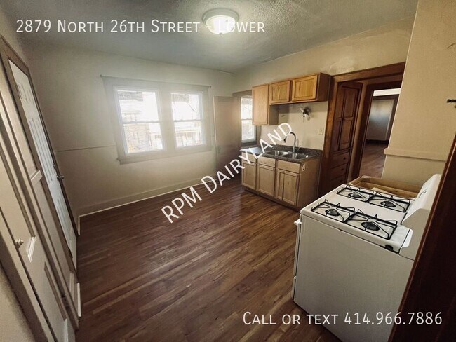 Building Photo - 2879 N 26th St