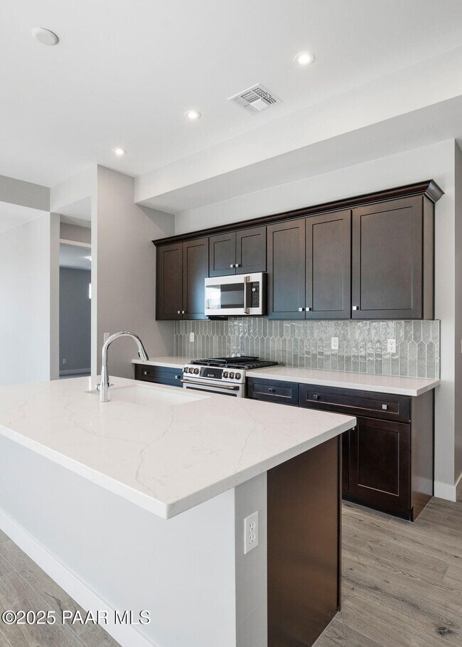 Building Photo - 1326 Rockwood Dr