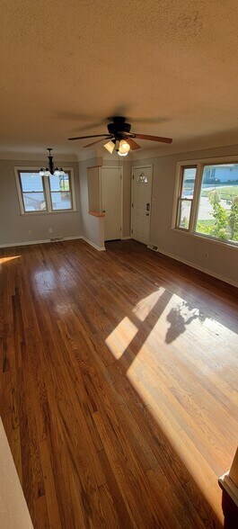 Building Photo - 3901 SW 7th St