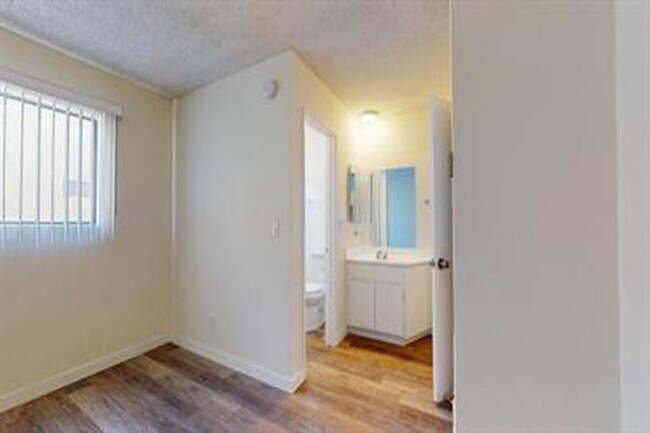 Building Photo - 12500 Culver Blvd