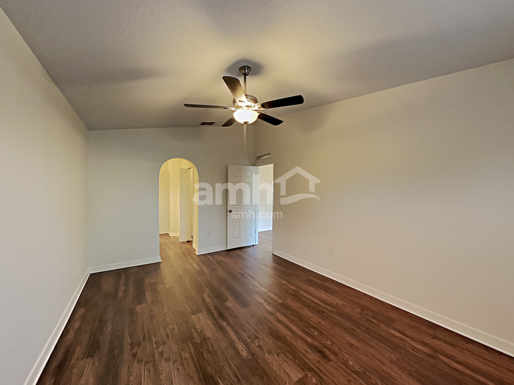 Building Photo - 520 Brown Bear Way