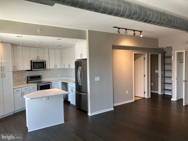 Building Photo - 3409 Wilson Blvd