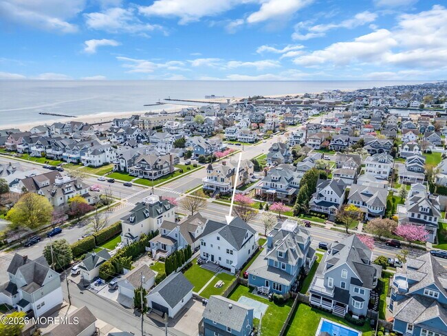 Building Photo - 112 Sylvania Ave