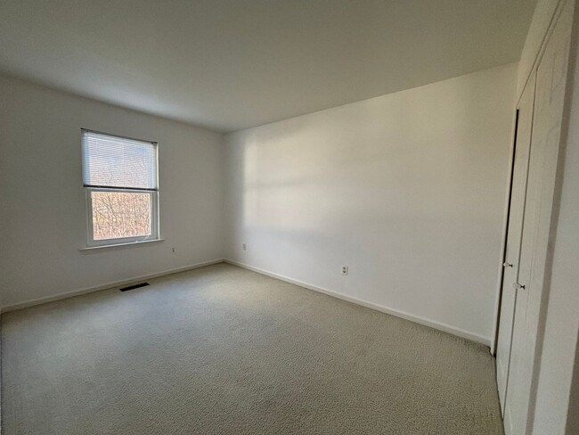 Building Photo - Updated New Tripoli Rental
