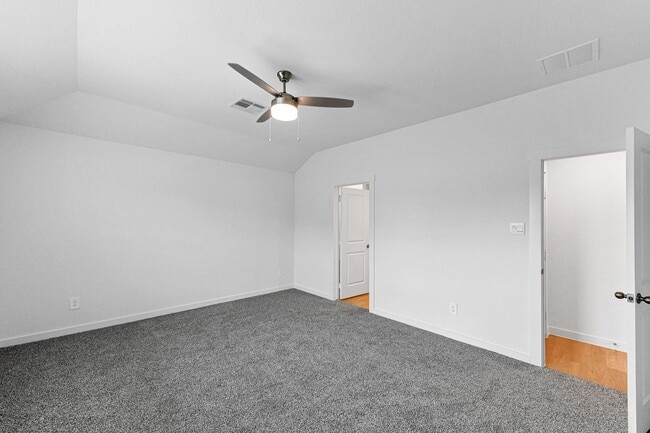 Building Photo - 1718 Battisti Dr