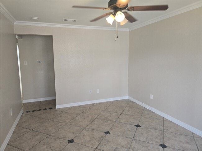 Building Photo - 2429 Salmon St