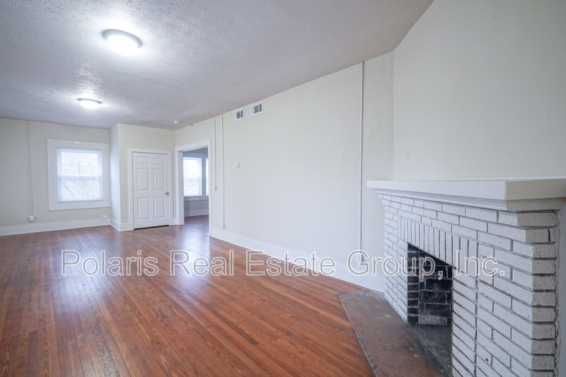 Building Photo - 208 W Williams St