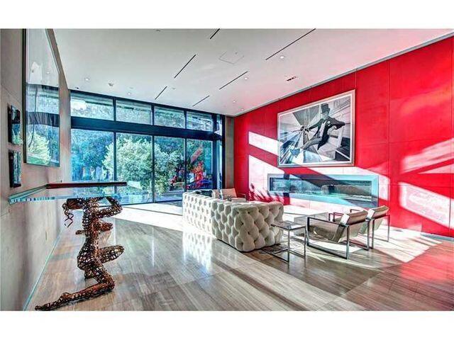 Building Photo - 1080 Brickell Ave