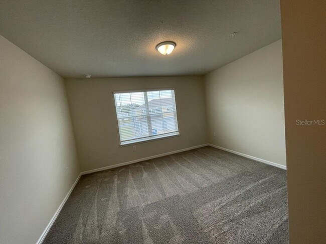 Building Photo - 2760 Bright Bird Ln