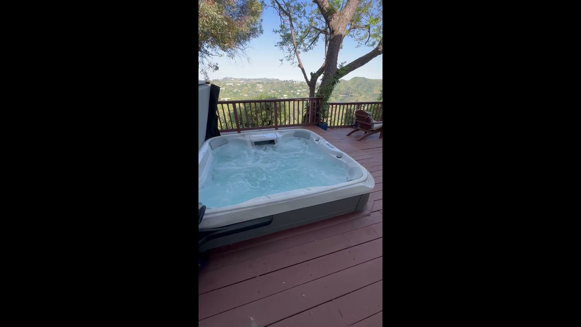 Building Photo - 10136 Hollow Glen Cir