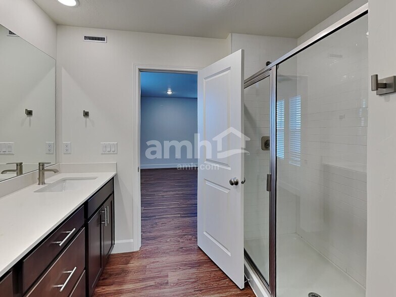 Building Photo - 6098 W Copper Hawk Dr