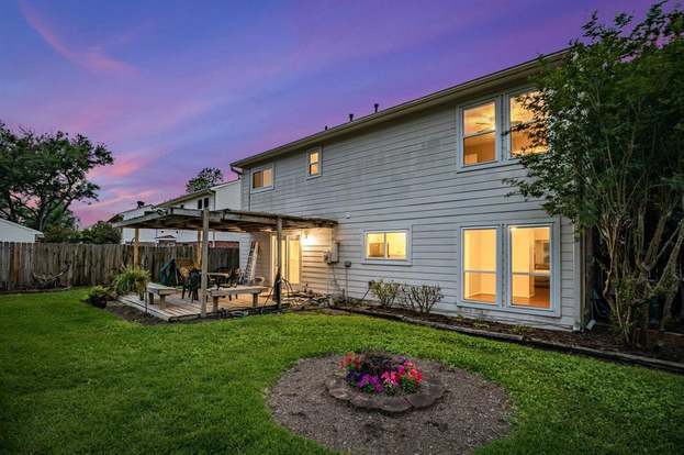 Building Photo - 2435 Country Pl Dr